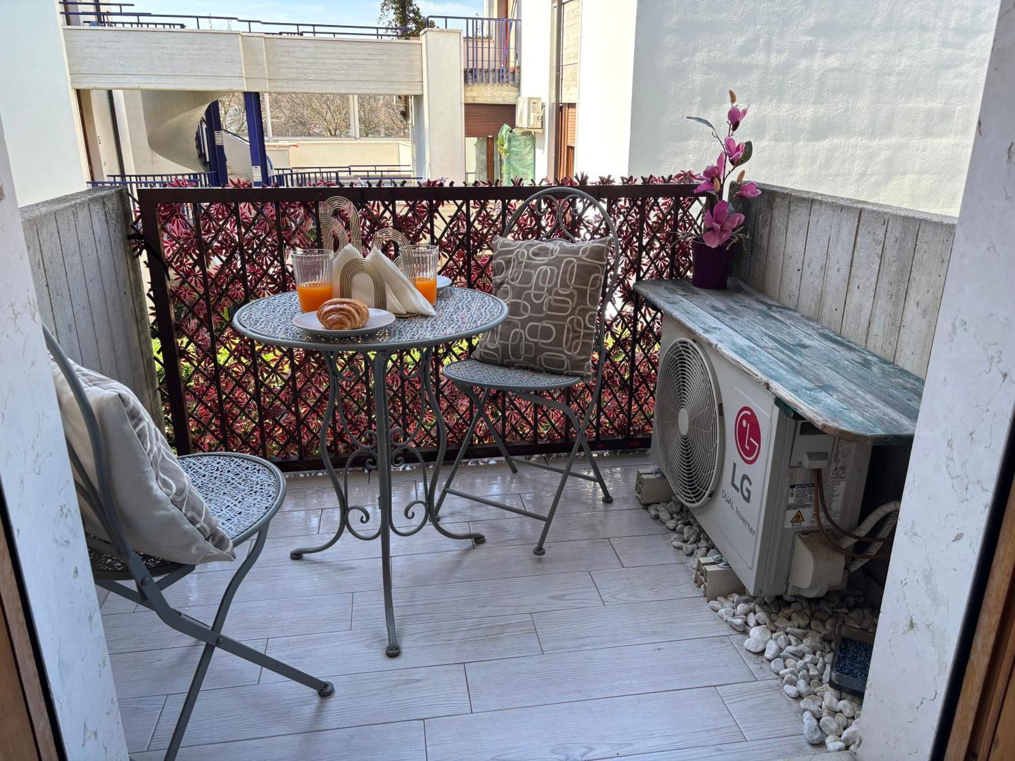 Studio Flat Policlinico G B Rossi Borgo Roma Верона Екстериор снимка