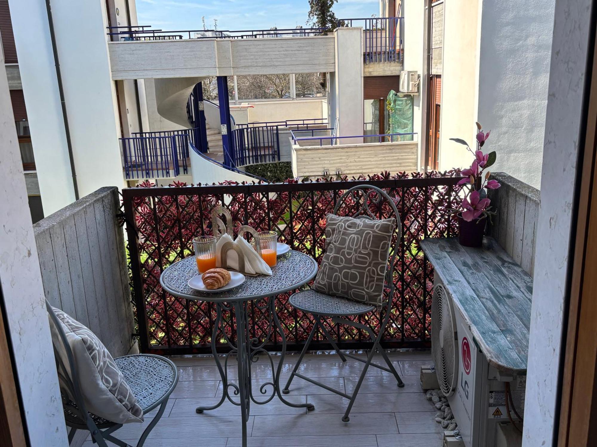Studio Flat Policlinico G B Rossi Borgo Roma Верона Екстериор снимка